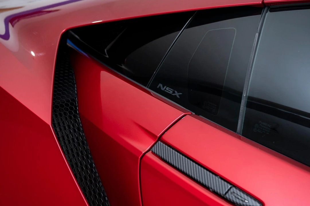 2017 Acura NC1 NSX - Image 26 of 31