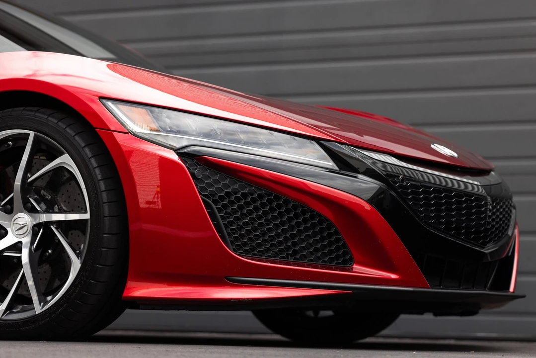 2017 Acura NC1 NSX - Image 29 of 31
