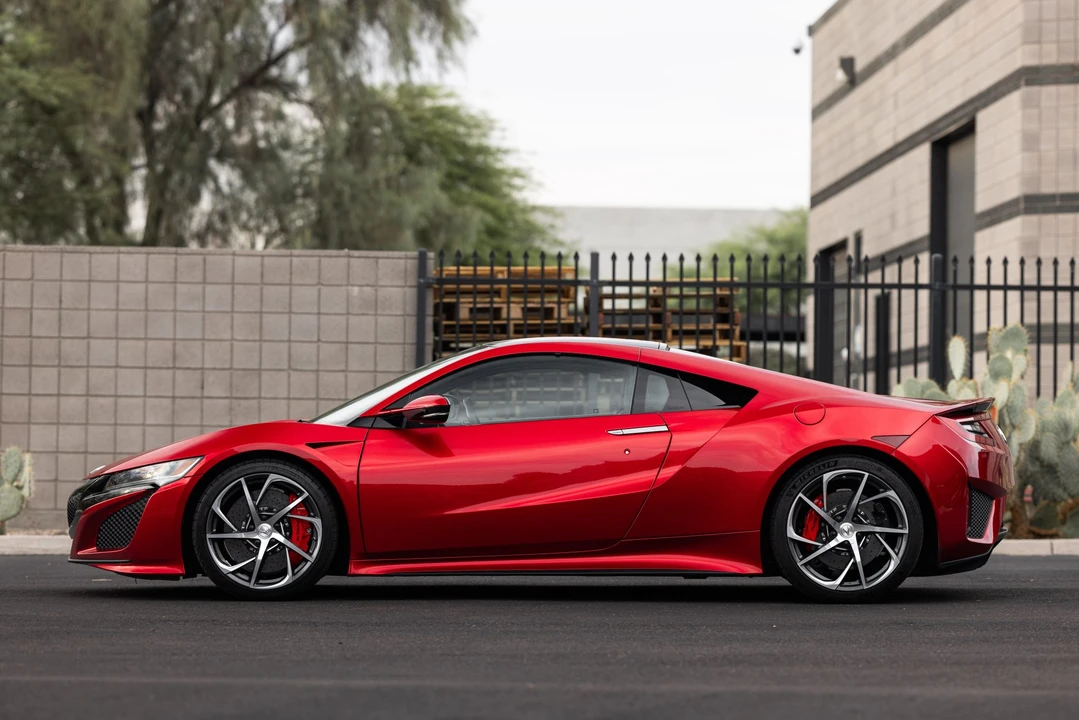 2017 Acura NC1 NSX - Image 28 of 31