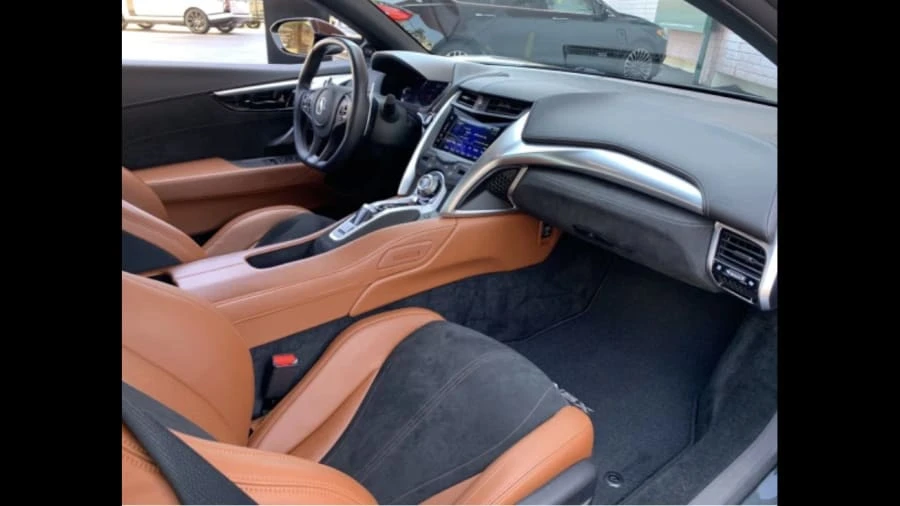 2017 Acura NC1 NSX - Image 3 of 10