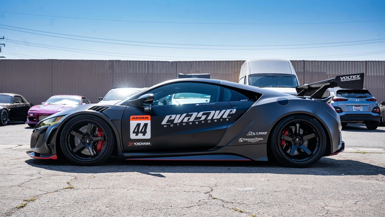 2017 Acura NC1 NSX - Image 25 of 31