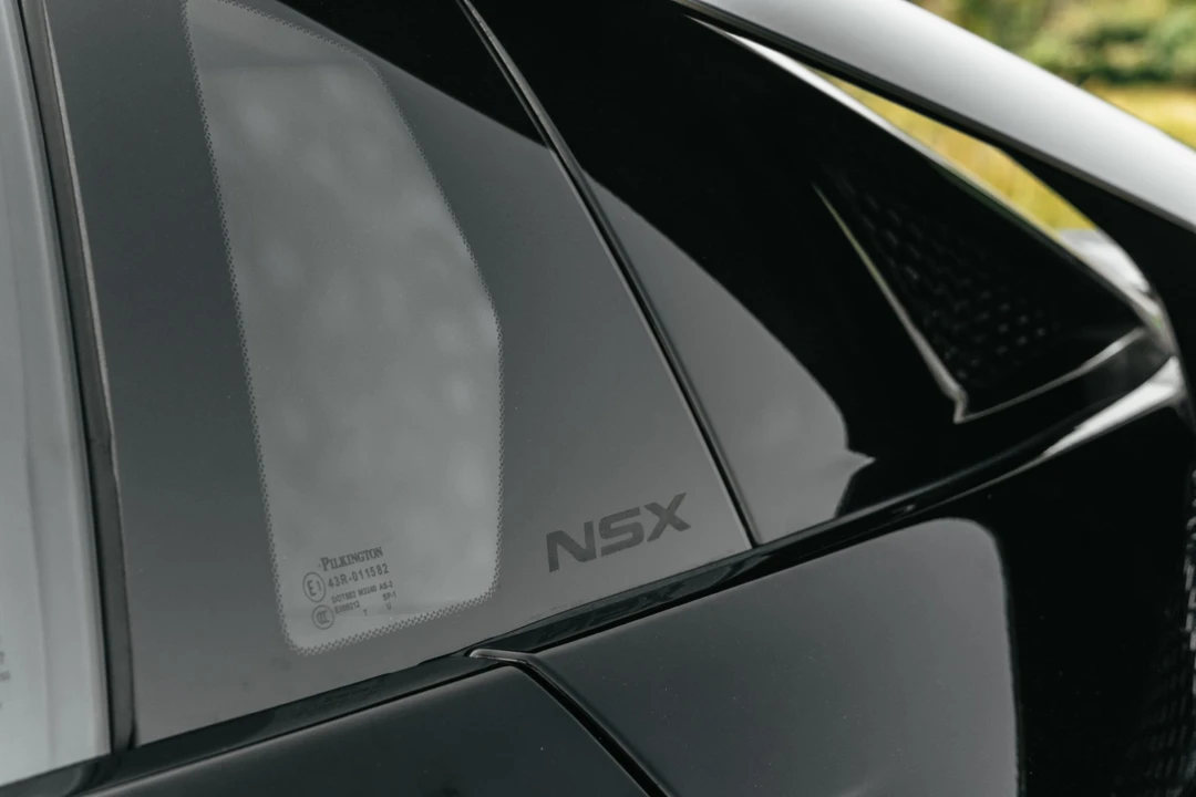 2017 Acura NC1 NSX - Image 19 of 31