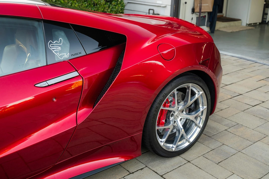 2017 Acura NC1 NSX - Image 12 of 31