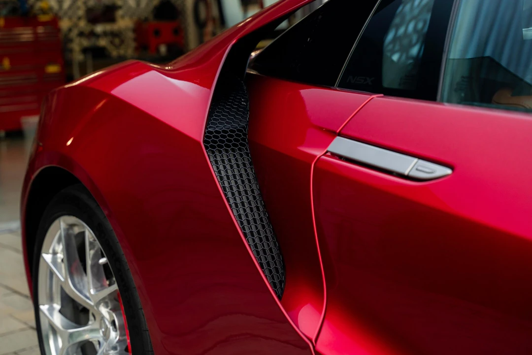 2017 Acura NC1 NSX - Image 28 of 31