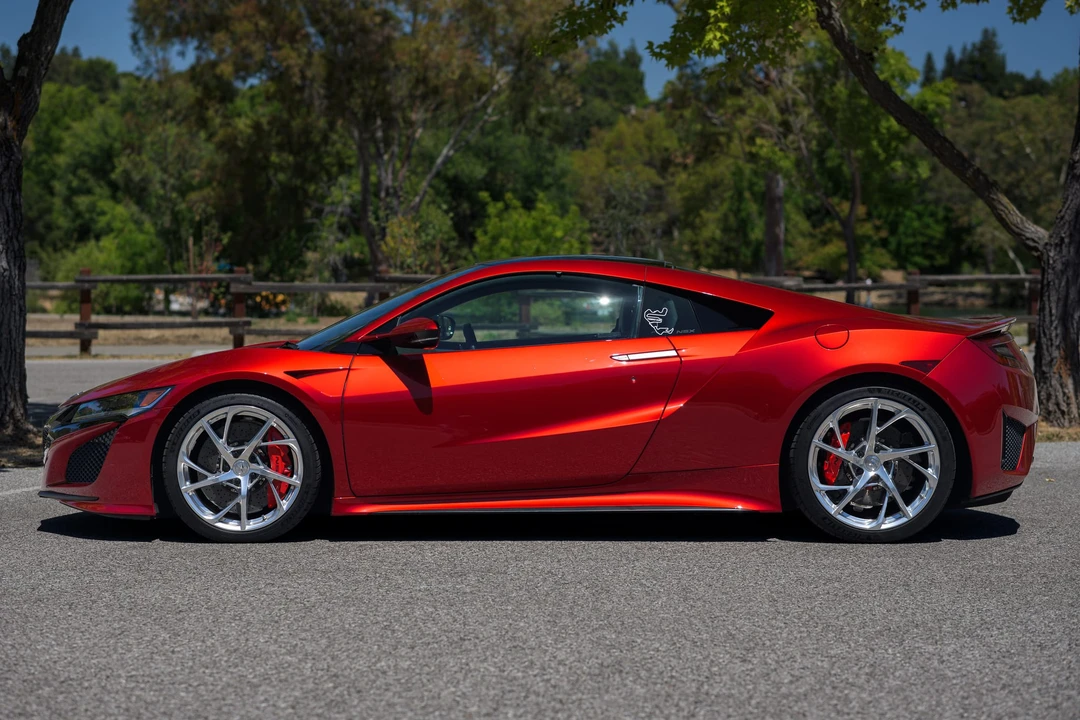2017 Acura NC1 NSX - Image 10 of 31