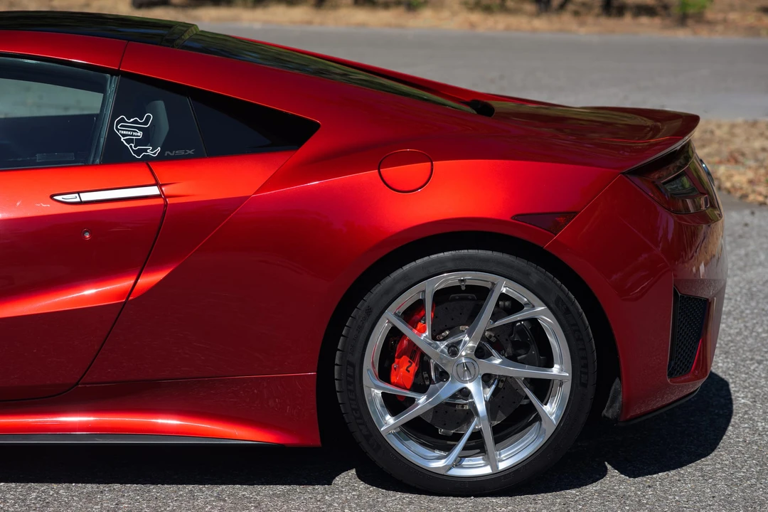 2017 Acura NC1 NSX - Image 19 of 31
