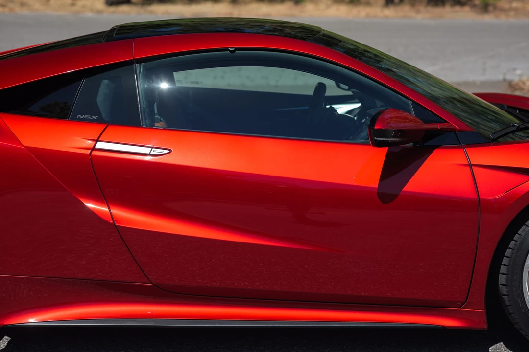 2017 Acura NC1 NSX - Image 21 of 31