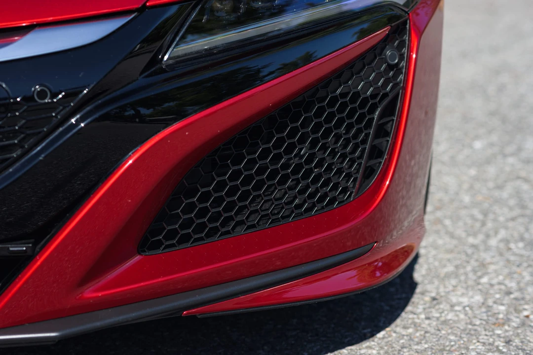 2017 Acura NC1 NSX - Image 27 of 31