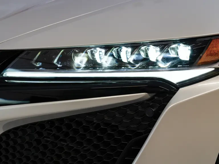 2017 Acura NC1 NSX - Image 23 of 27