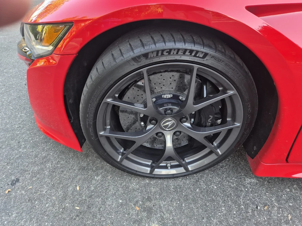 2017 Acura NC1 NSX - Image 8 of 17