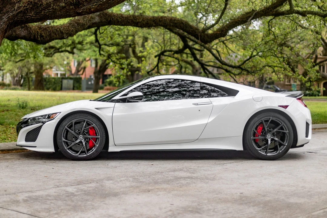 2017 Acura NC1 NSX - Image 2 of 31
