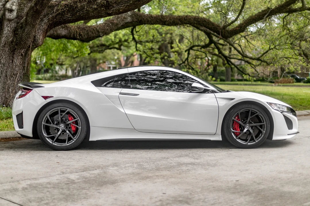 2017 Acura NC1 NSX - Image 6 of 31