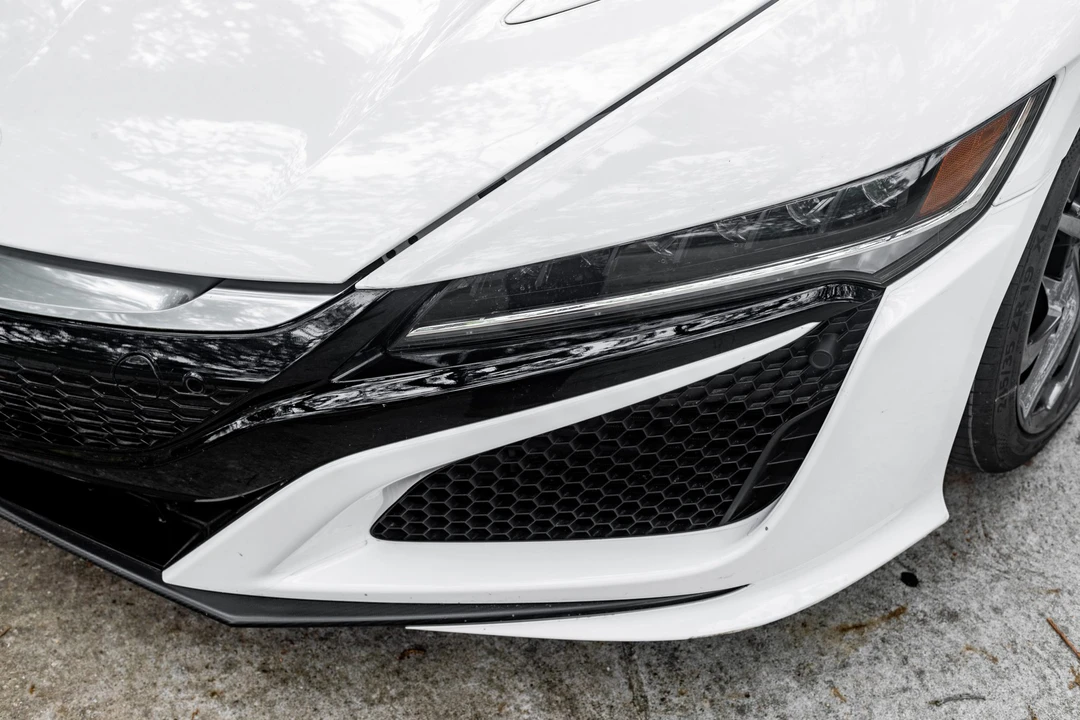 2017 Acura NC1 NSX - Image 11 of 31