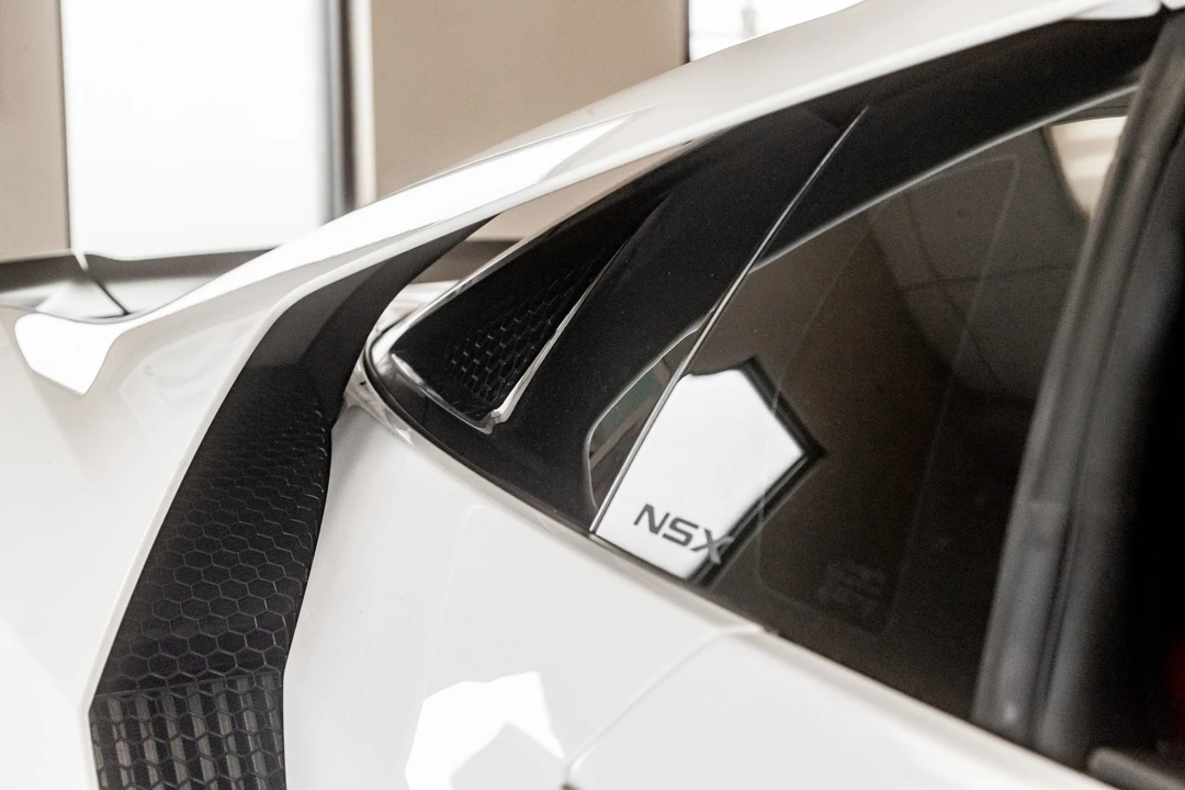 2017 Acura NC1 NSX - Image 28 of 31