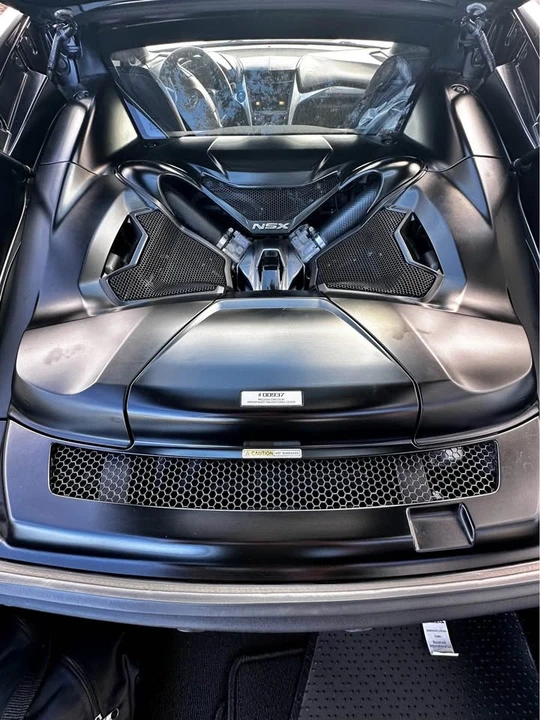 2017 Acura NC1 NSX - Image 6 of 11