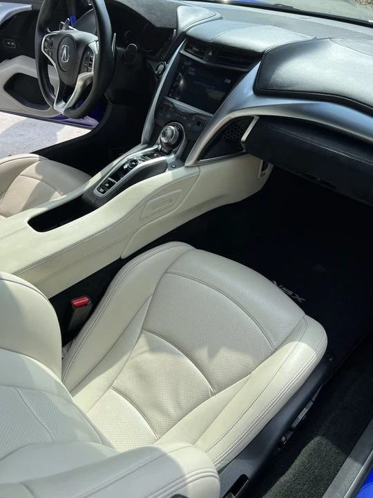 2017 Acura NC1 NSX - Image 11 of 14