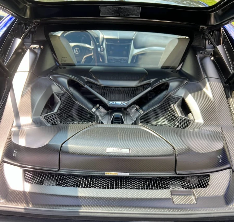 2017 Acura NC1 NSX - Image 9 of 14