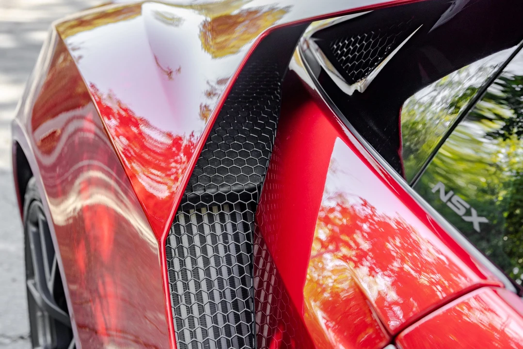 2017 Acura NC1 NSX - Image 23 of 31