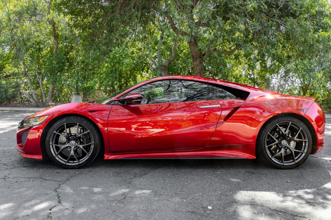 2017 Acura NC1 NSX - Image 11 of 31