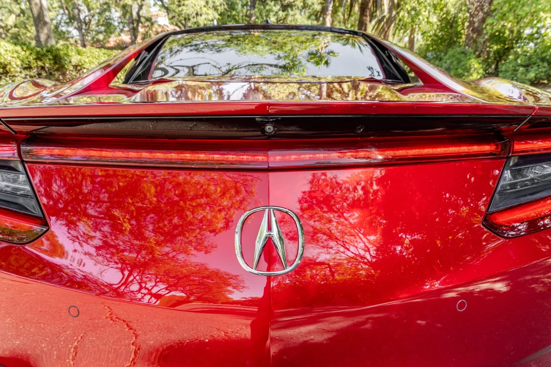 2017 Acura NC1 NSX - Image 13 of 31