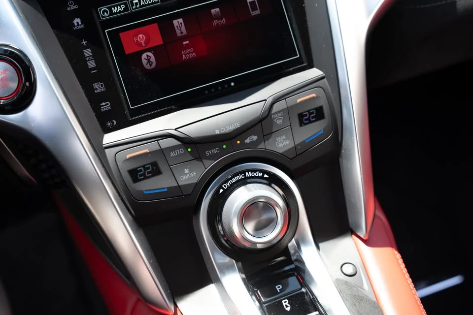 2017 Acura NC1 NSX - Image 12 of 16