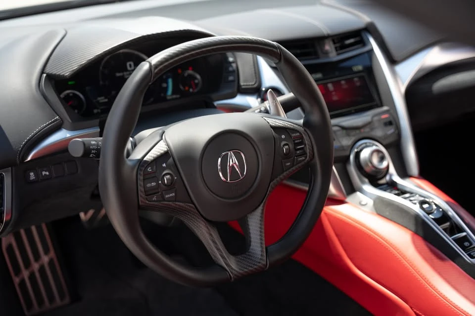 2017 Acura NC1 NSX - Image 8 of 16