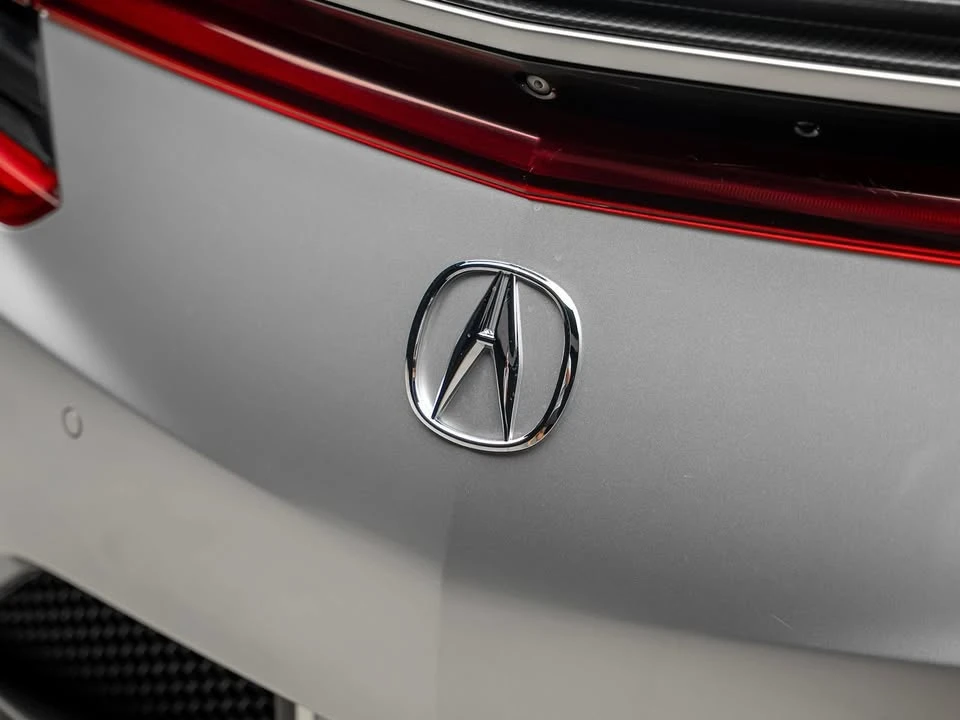 2017 Acura NC1 NSX - Image 13 of 15