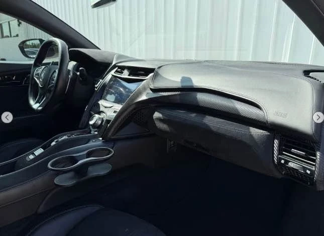 2017 Acura NC1 NSX - Image 13 of 17