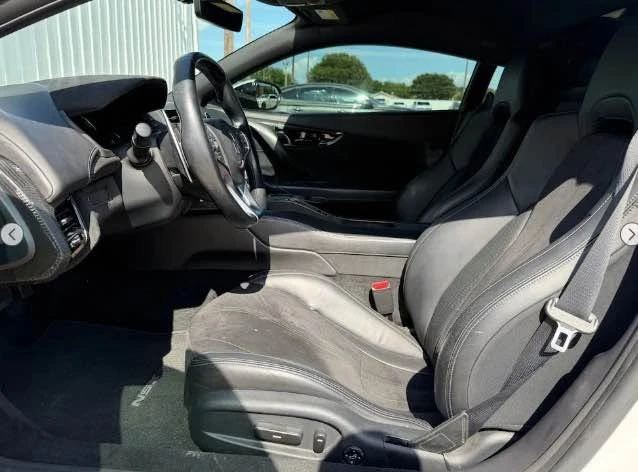 2017 Acura NC1 NSX - Image 15 of 17