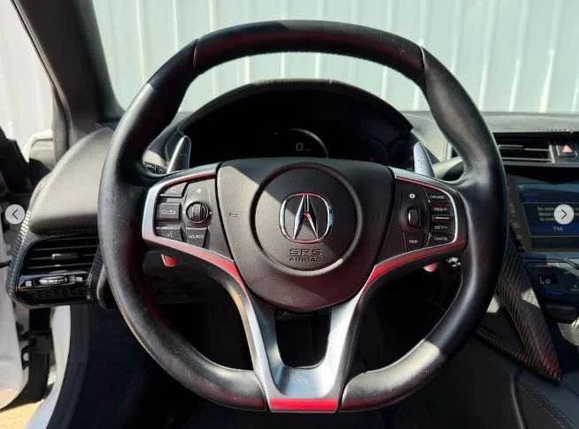 2017 Acura NC1 NSX - Image 8 of 17