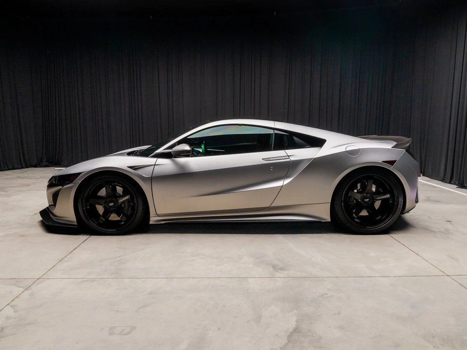 2017 Acura NC1 NSX - Image 10 of 12