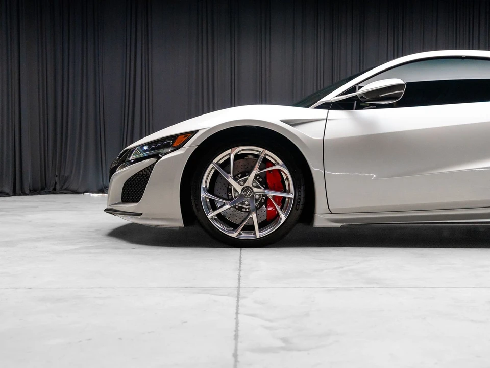 2017 Acura NC1 NSX - Image 25 of 31