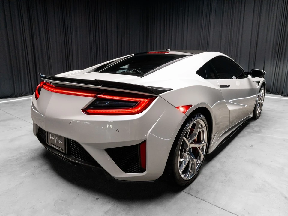 2017 Acura NC1 NSX - Image 17 of 31