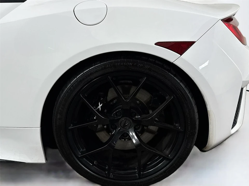 2017 Acura NC1 NSX - Image 13 of 14