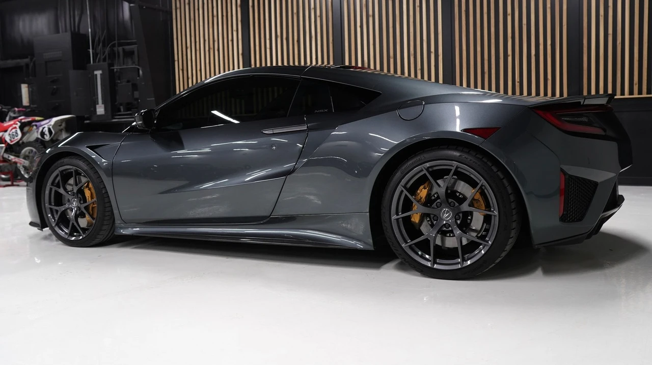 2017 Acura NC1 NSX - Image 6 of 19