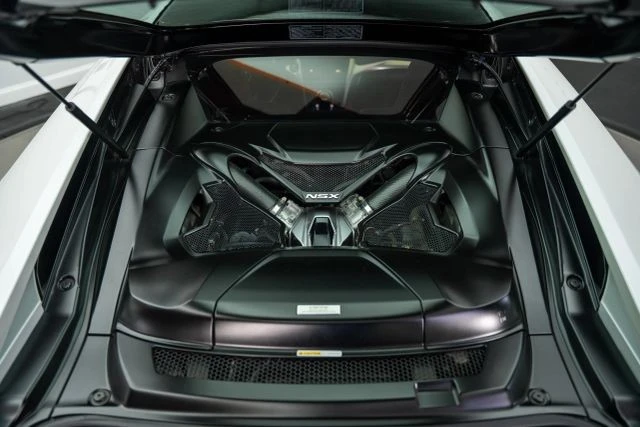 2017 Acura NC1 NSX - Image 21 of 31
