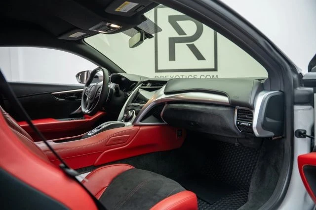 2017 Acura NC1 NSX - Image 27 of 31