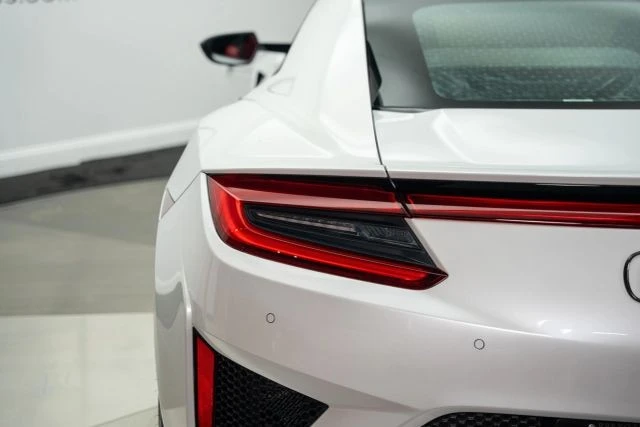 2017 Acura NC1 NSX - Image 19 of 31