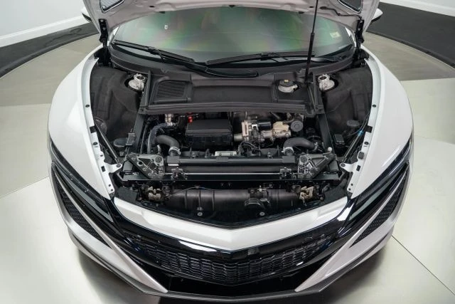 2017 Acura NC1 NSX - Image 15 of 31