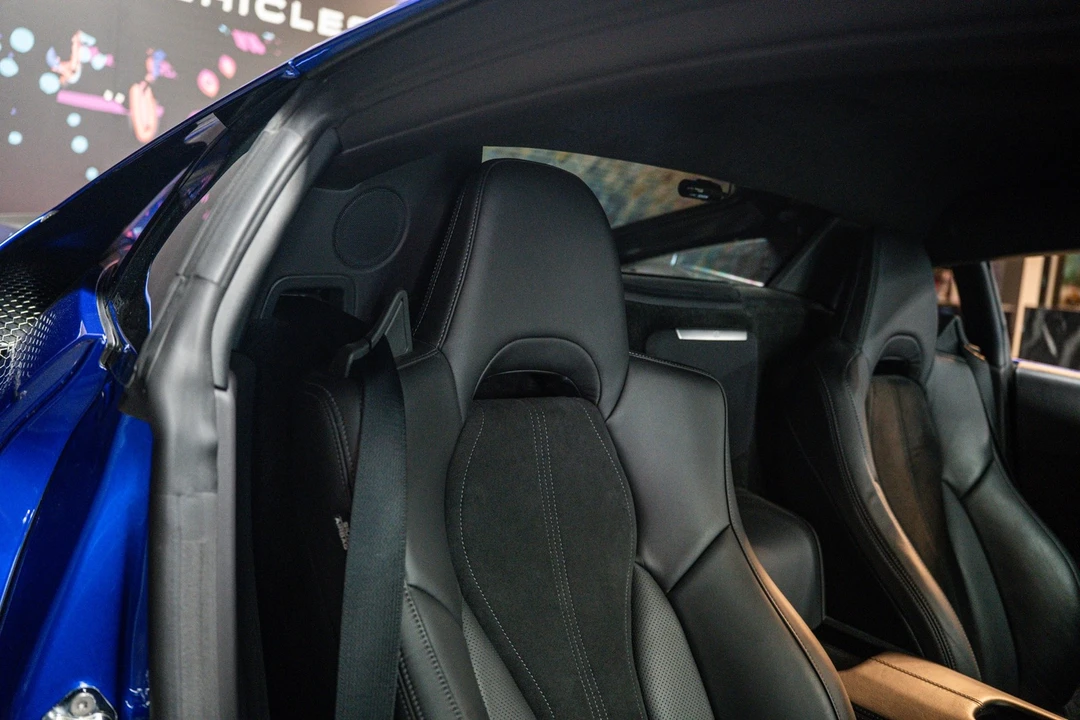2017 Acura NC1 NSX - Image 11 of 22