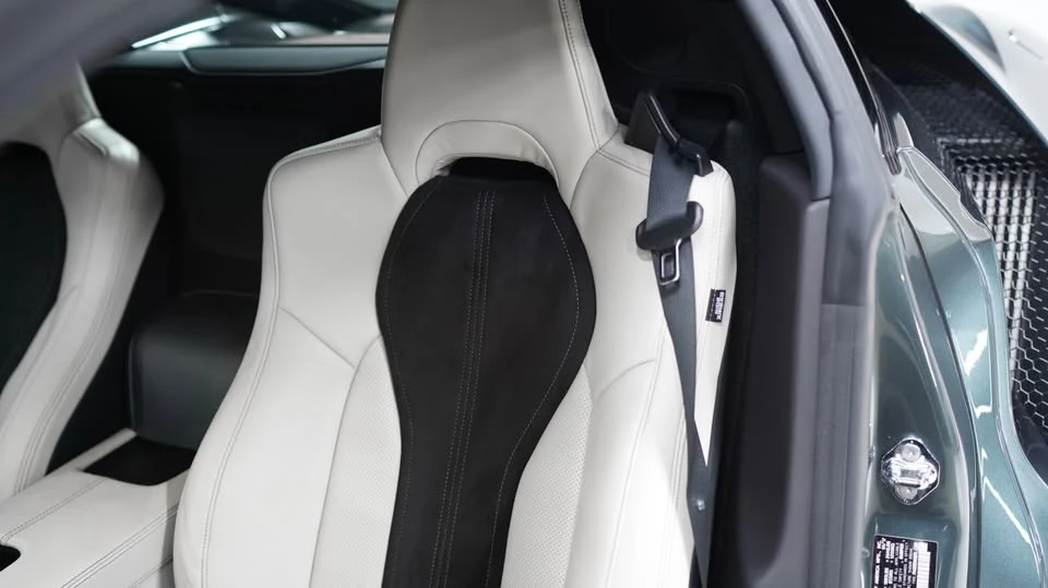 2017 Acura NC1 NSX - Image 15 of 18