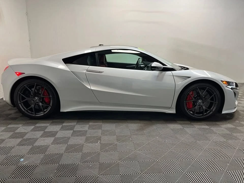 2017 Acura NC1 NSX - Image 4 of 17