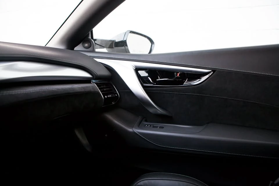 2017 Acura NC1 NSX - Image 10 of 11