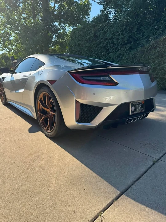 2017 Acura NC1 NSX - Image 4 of 18
