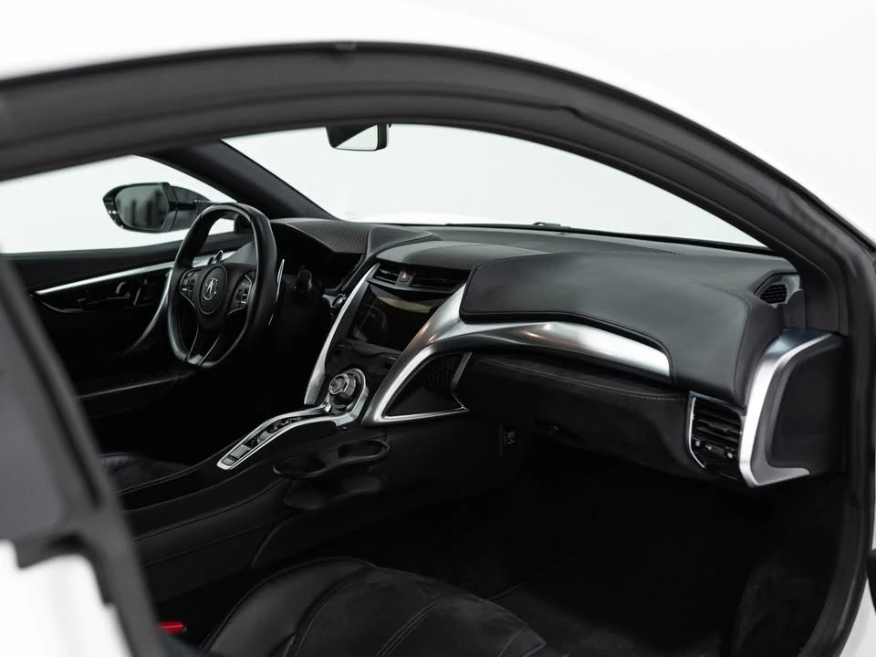 2017 Acura NC1 NSX - Image 9 of 19