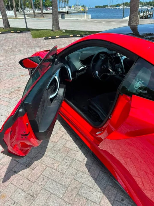 2017 Acura NC1 NSX - Image 2 of 16