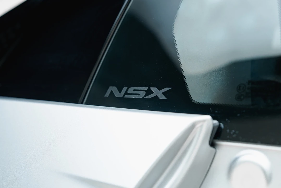 2017 Acura NC1 NSX - Image 23 of 31