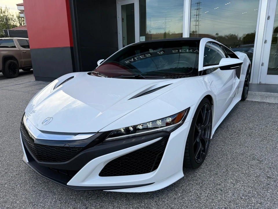 2017 Acura NC1 NSX - Image 13 of 21