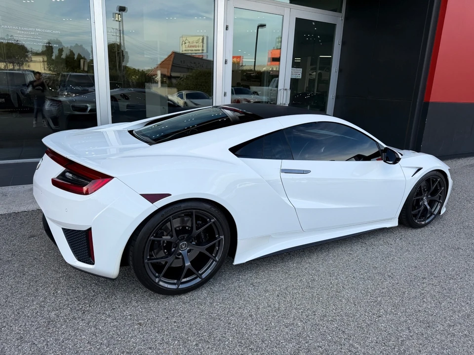 2017 Acura NC1 NSX - Image 5 of 21