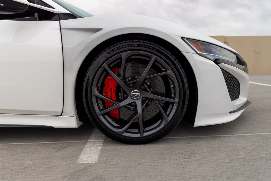 2017 Acura NC1 NSX - Image 31 of 31